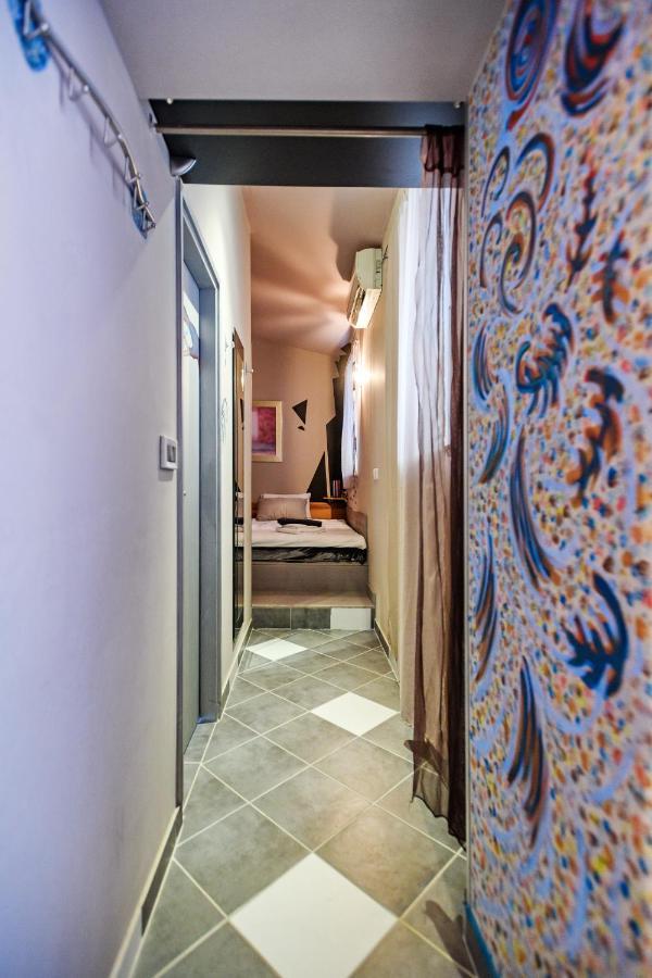 Lupino'S Gallery Apartment - Old Town 扎达尔 外观 照片
