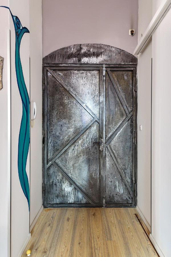 Lupino'S Gallery Apartment - Old Town 扎达尔 外观 照片