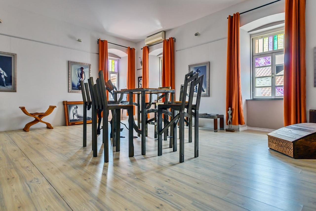 Lupino'S Gallery Apartment - Old Town 扎达尔 外观 照片