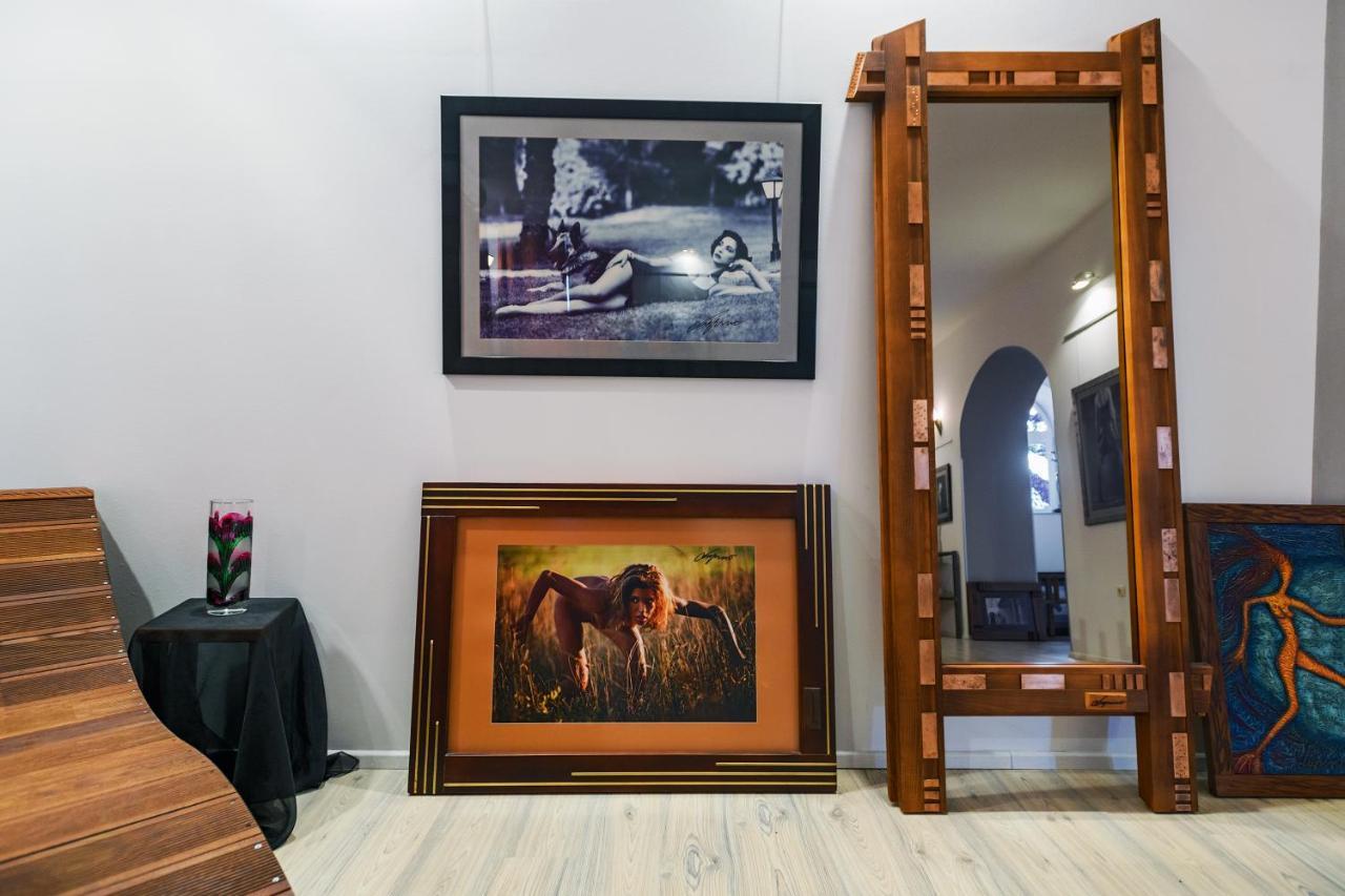 Lupino'S Gallery Apartment - Old Town 扎达尔 外观 照片