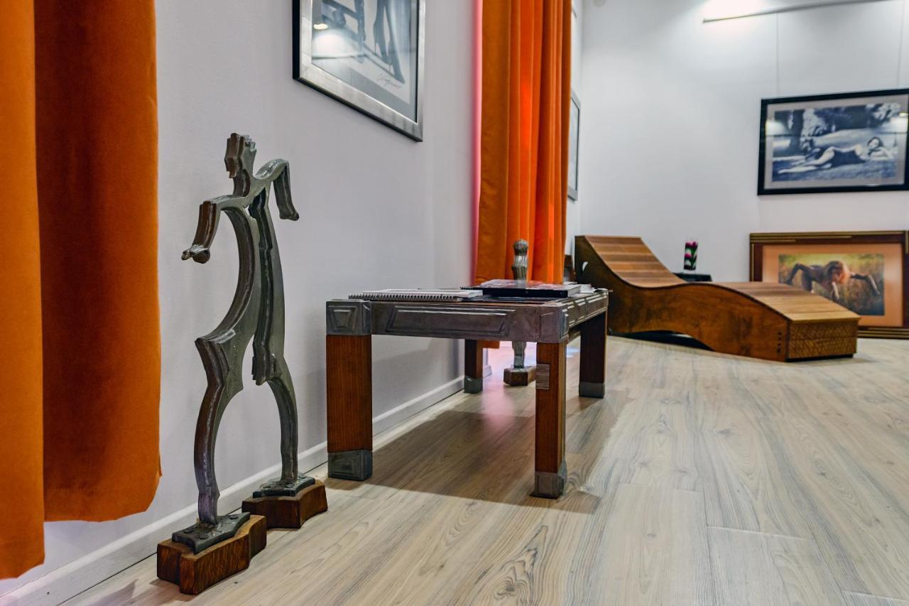 Lupino'S Gallery Apartment - Old Town 扎达尔 外观 照片